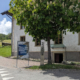 Aussenansicht am IMT mit Plakat